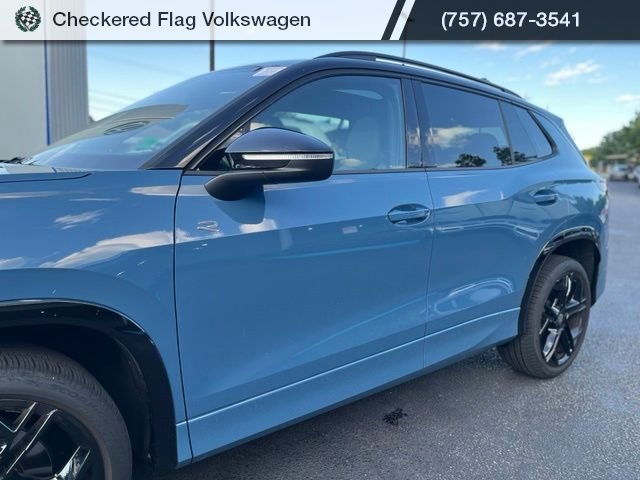 Used 2026 Monterey Blue w/Deep Black Roof Volkswagen 2.0T SE R-Line Black image 3