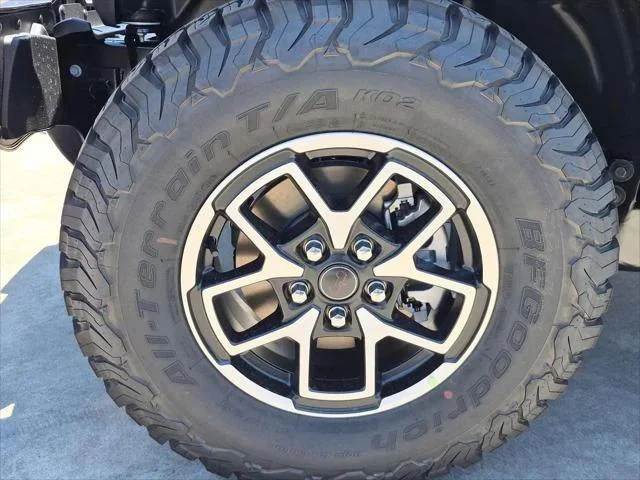 New 2026 Black Clearcoat Jeep Rubicon image 17