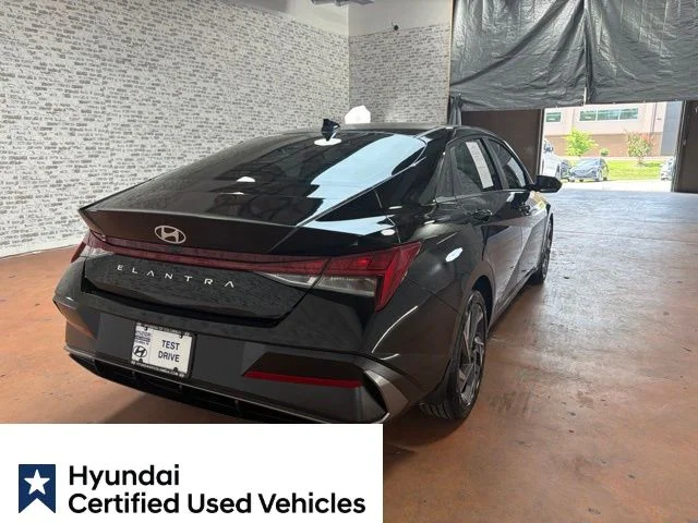 Certified Used 2025 Abyss Black Hyundai SEL Convenience image 8