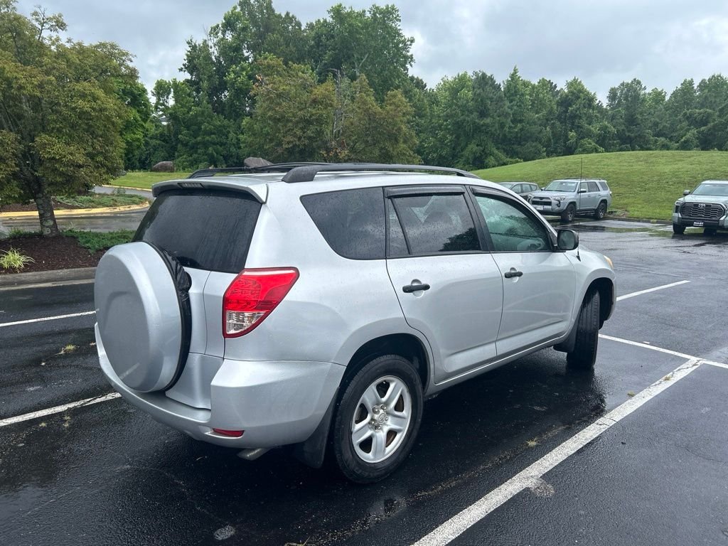 Used 2007 Silver Toyota Base image 3