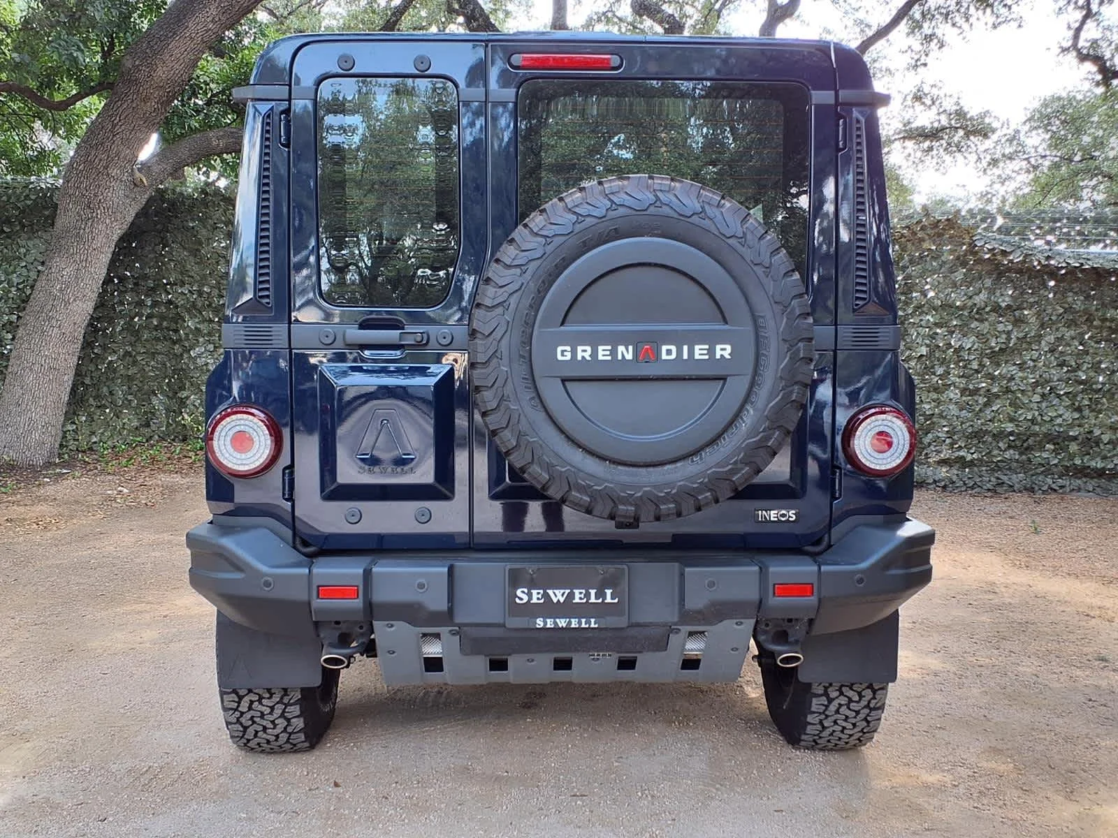 New 2026 BRITANNIA BLUE INEOS Base 4x4 image 5
