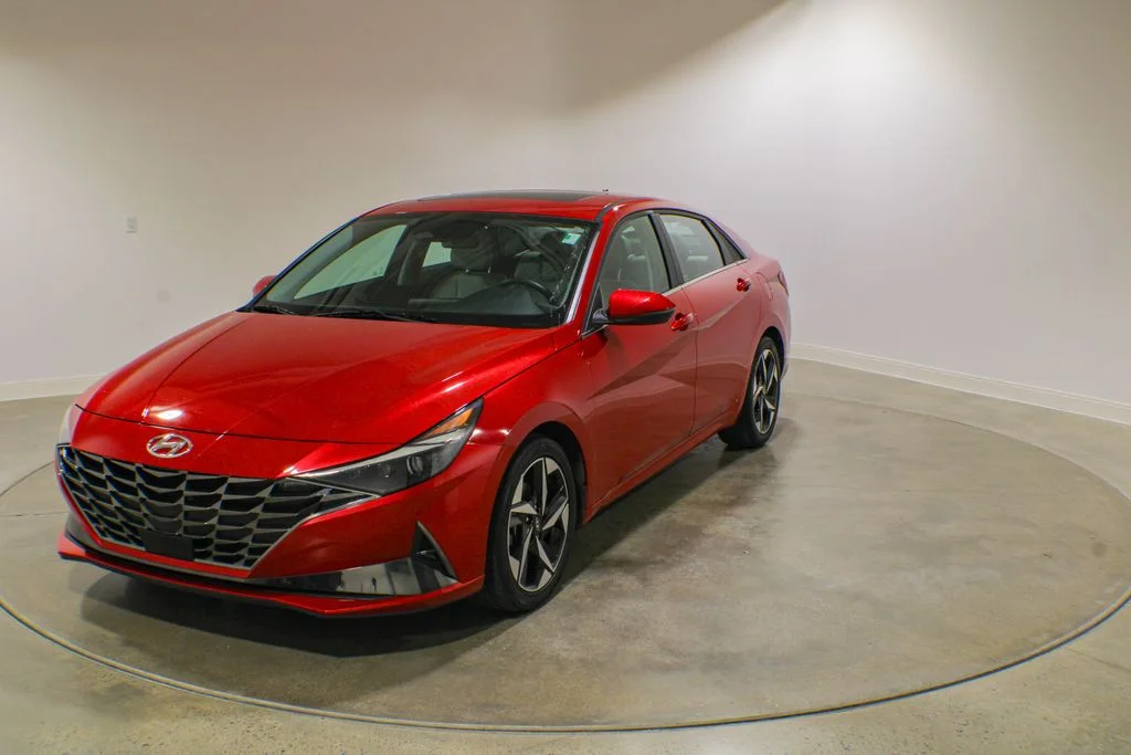 2021 Hyundai Elantra 2.0 Limited IVT's photo