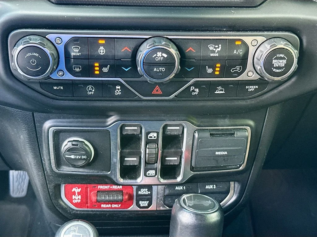 Used 2021 Black Clearcoat Jeep Unlimited Rubicon image 34