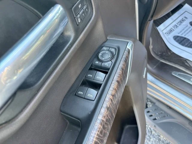 Used 2020 Gray GMC Denali image 27