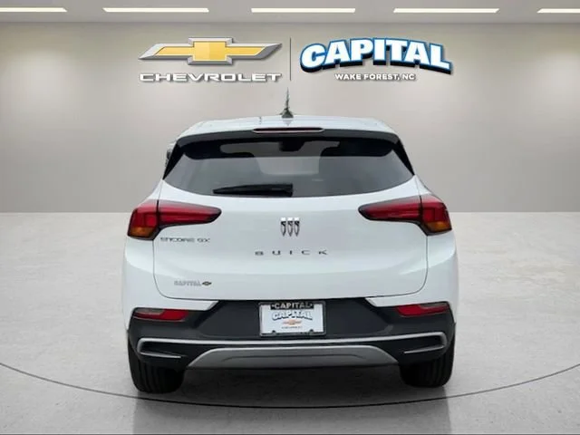 Used 2025 Summit White Buick Preferred image 5