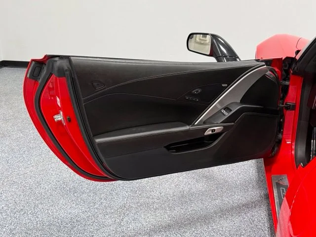 Used 2016 Red Chevrolet Stingray Z51 image 13