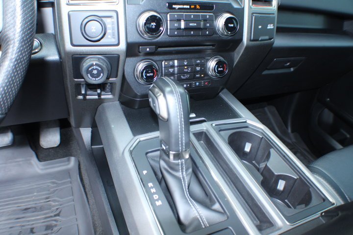 Used 2018  Ford Raptor image 15