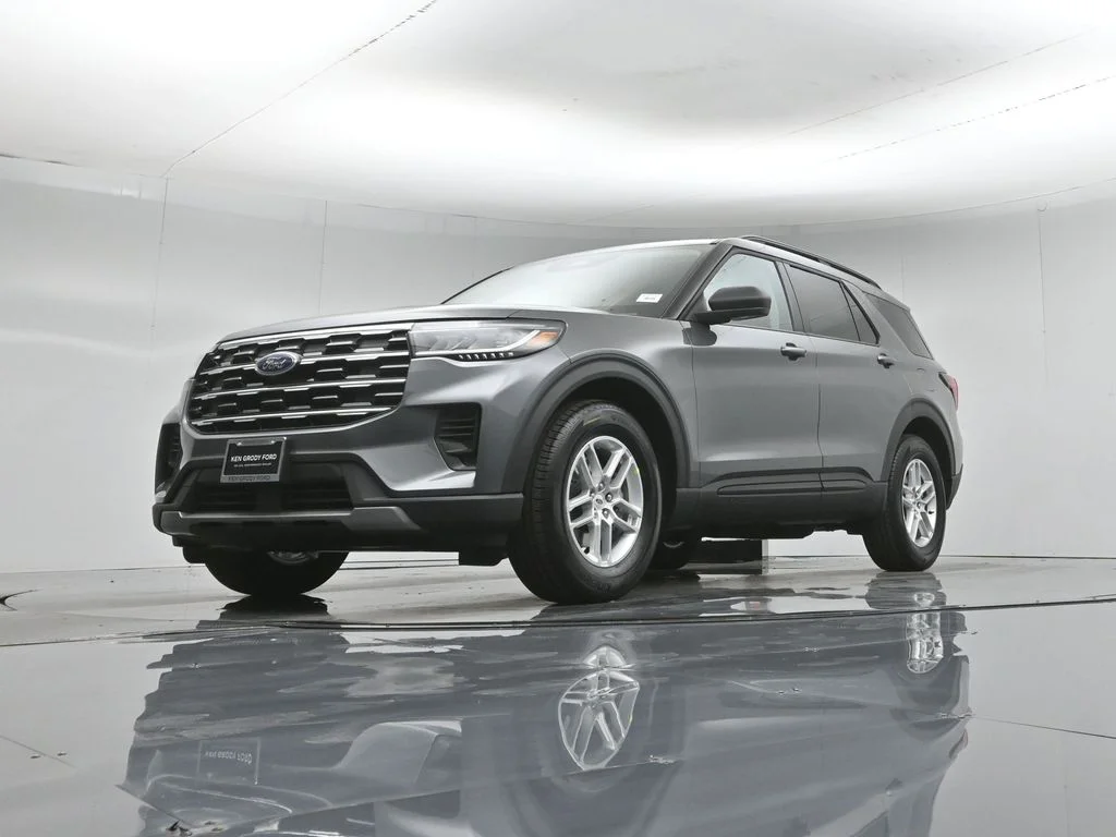 New 2026 Carbonized Gray Metallic Ford Active image 43