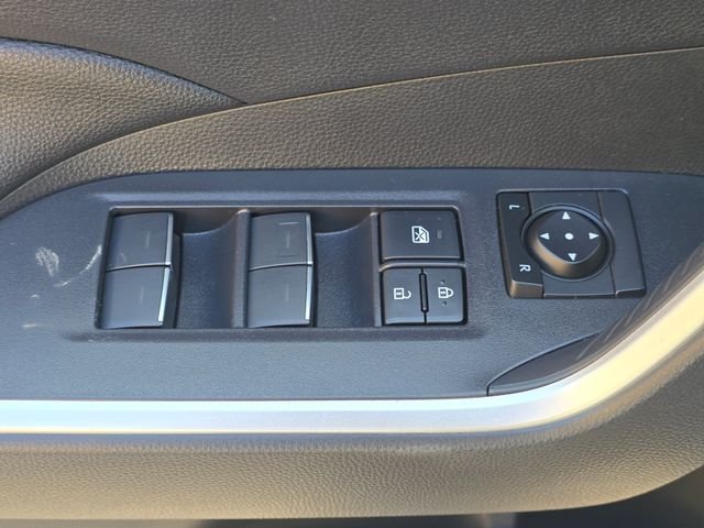 2023 Toyota RAV4 SE - Photo 23