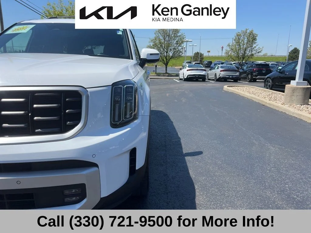 Certified Used 2024 White Kia SX image 21