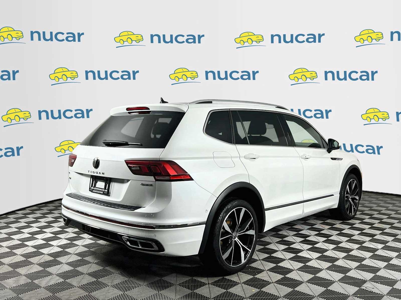 Used 2023 Opal White Pearl Volkswagen SEL R-Line image 7