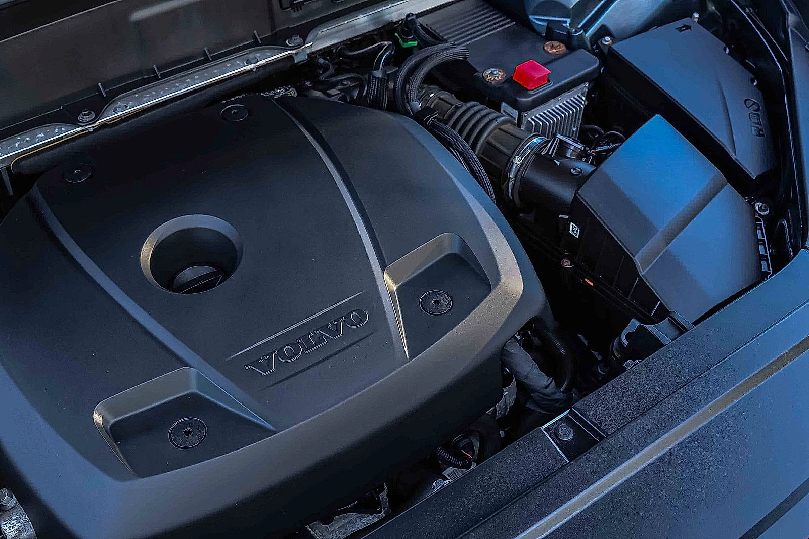Used 2018  Volvo Inscription image 28