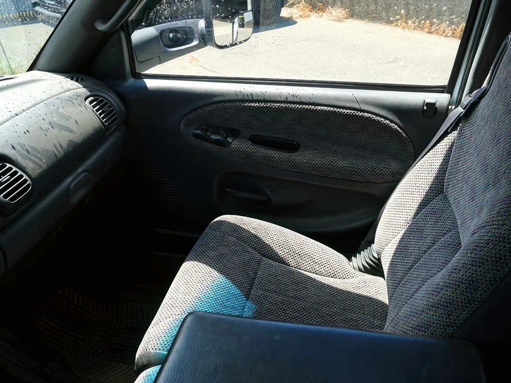 1999 Dodge Ram Pickup ST - Photo 24