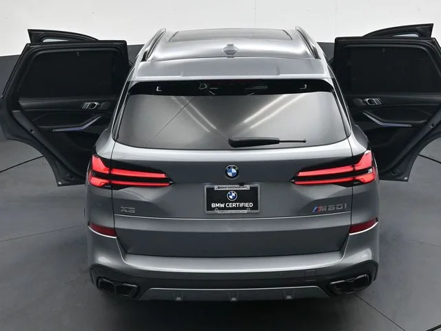 Used 2024 Gray BMW M60i image 45