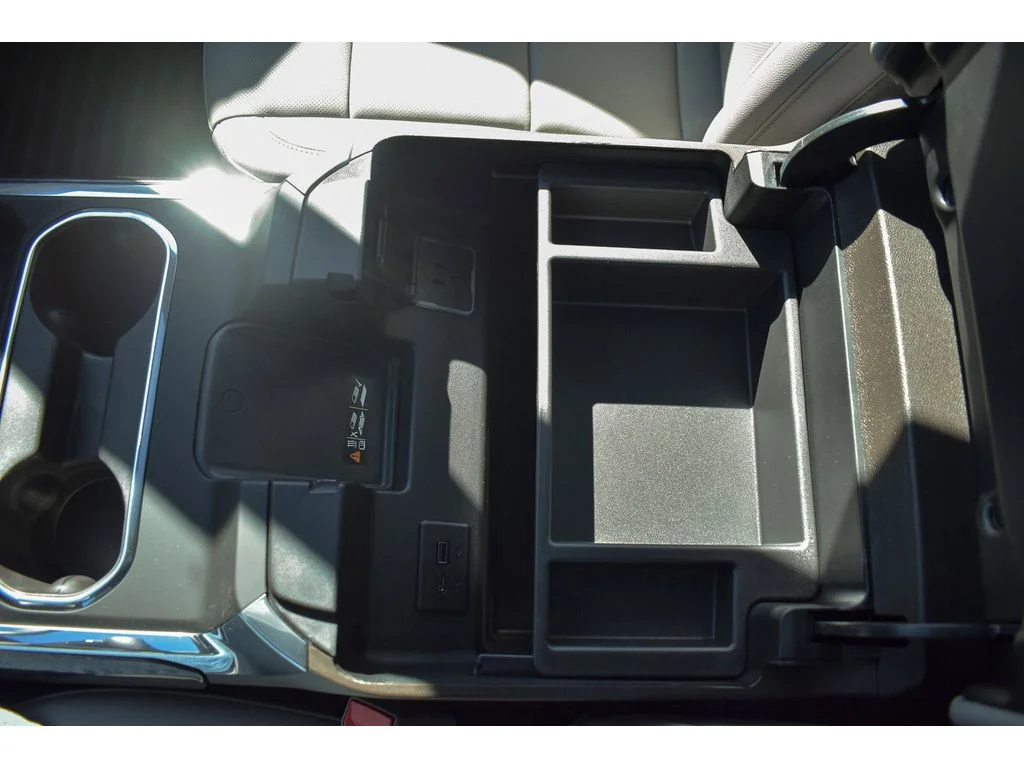 2025 Chevrolet Silverado 3500 HD LTZ - Photo 32