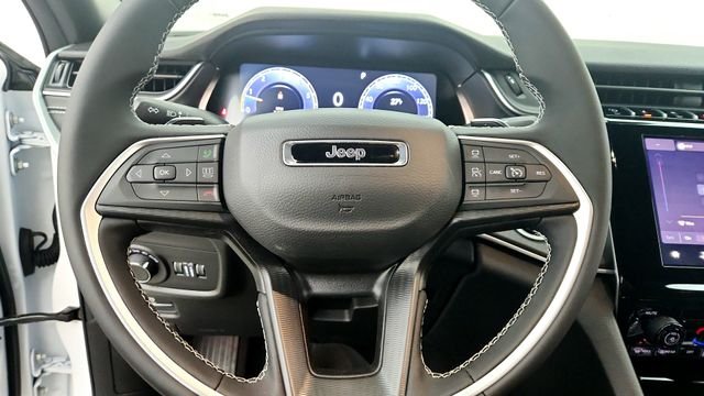 2025 Jeep Grand Cherokee Laredo - Photo 17