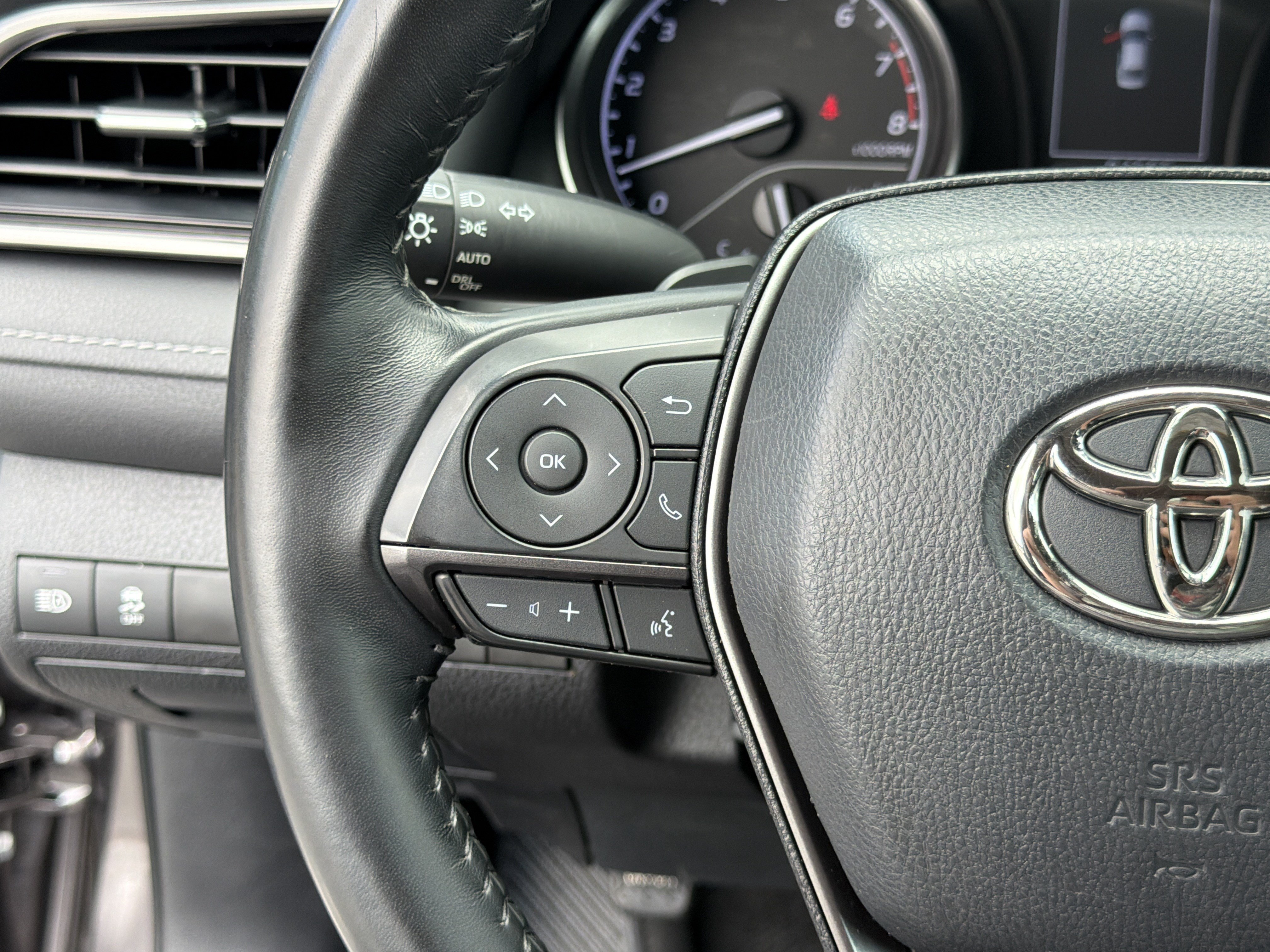 Used 2022 Predawn Gray Mica Toyota SE image 29