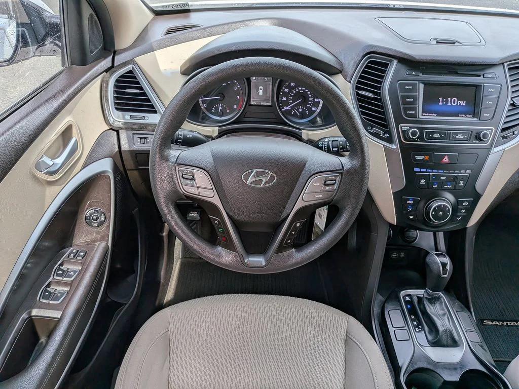 Used 2017 White Hyundai 2.4 Base image 16