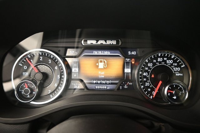 Used 2022 White Ram Big Horn/Lone Star image 10