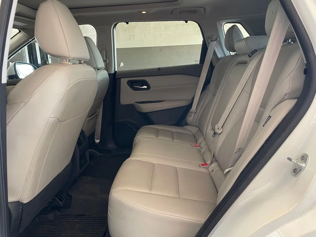 Used 2023 White Nissan SV image 16
