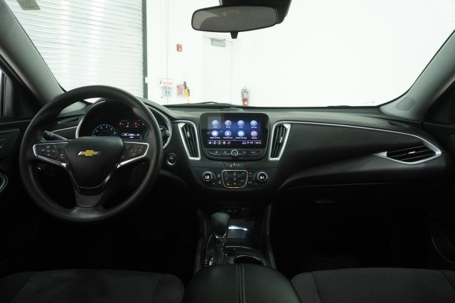 Used 2023  Chevrolet LT image 19