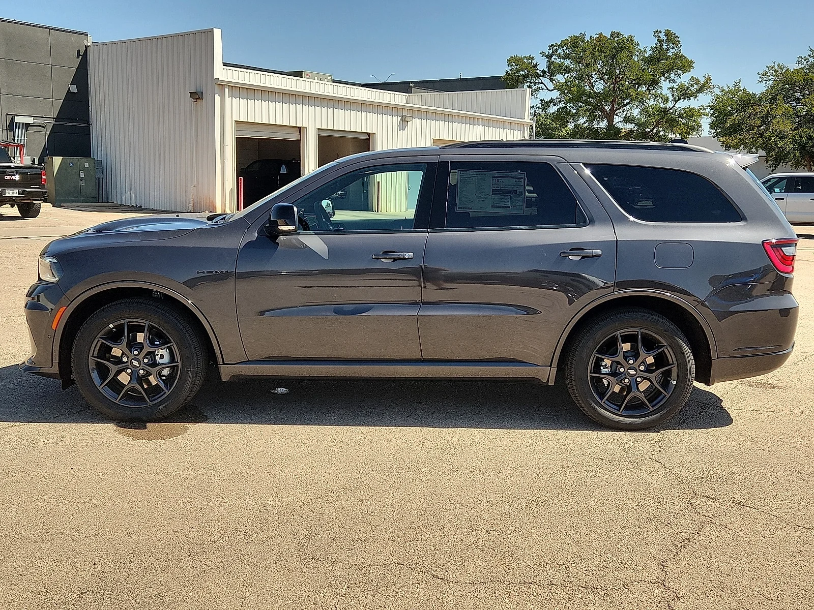 New 2026 Vapor Gray  Paint Dodge GT PLUS AWD HEMI V8 image 2