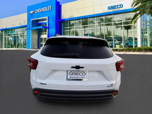 2026 Chevrolet Trax LT - Photo 6