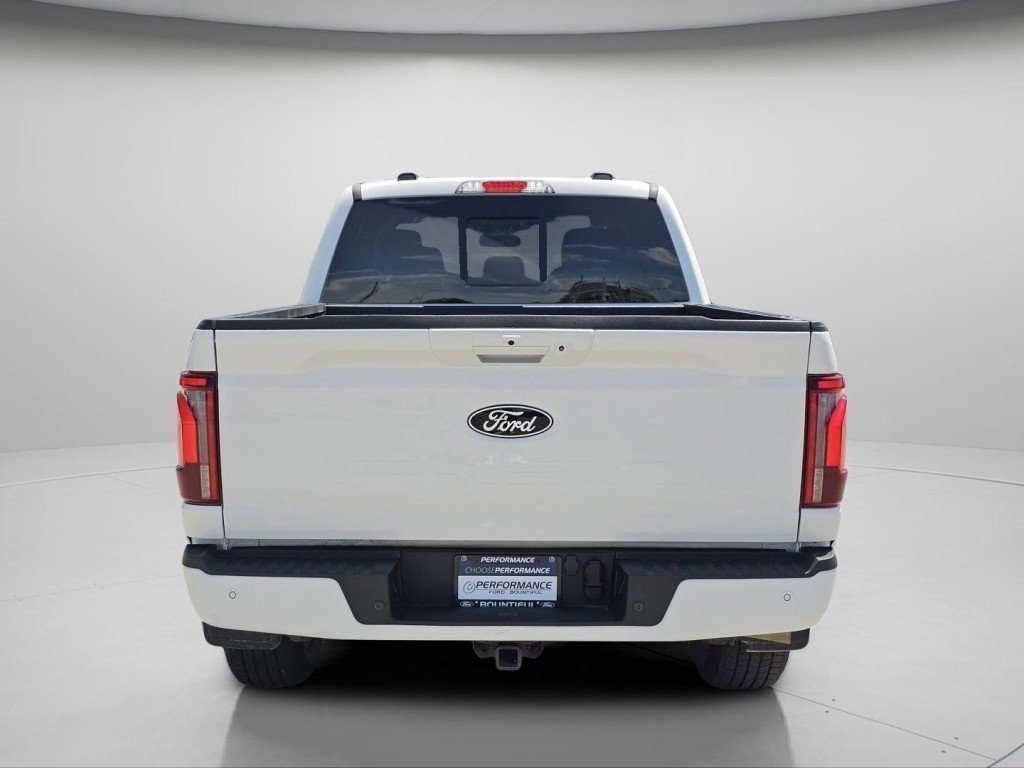 Used 2025 Oxford White Ford Lariat image 25