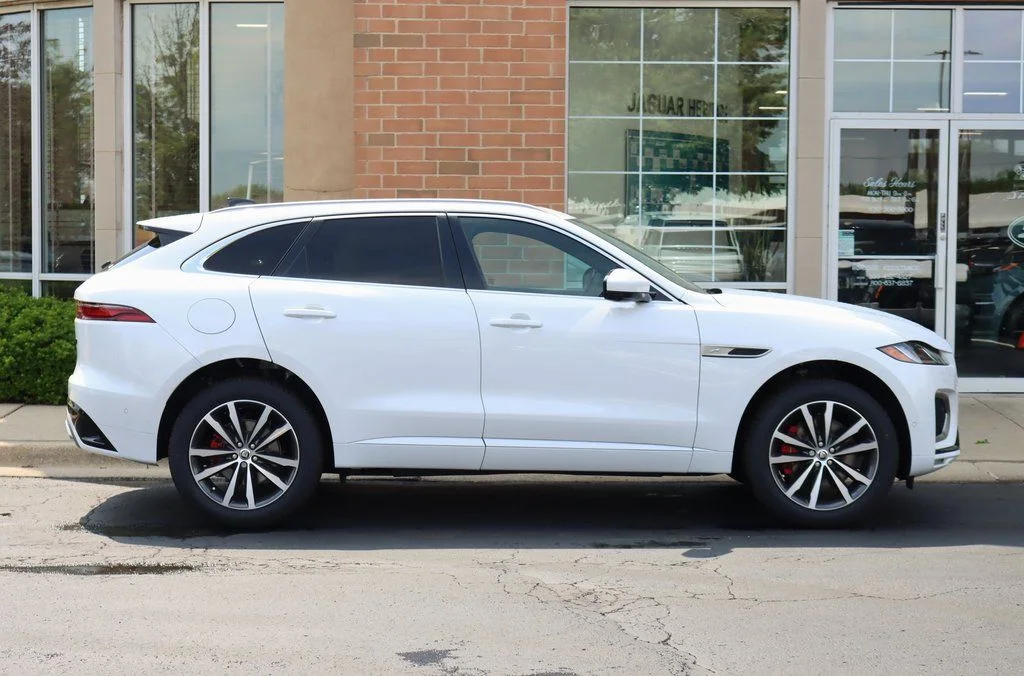 2026 Jaguar F-Pace R-Dynamic S - Photo 8