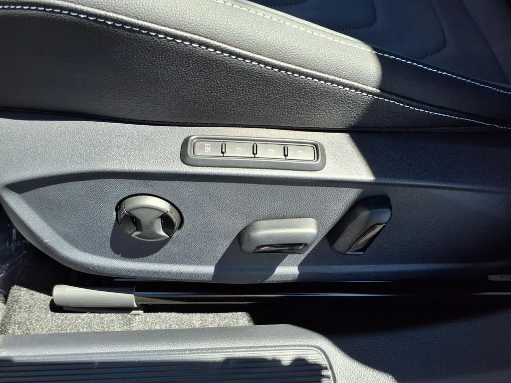 New 2026 Monument Gray Volkswagen 1.5T SEL image 10