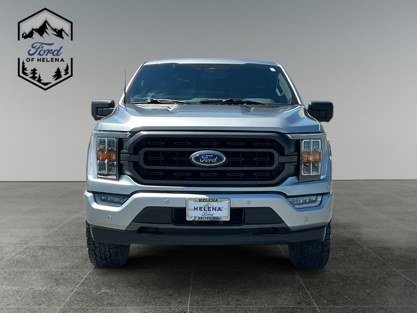 Used 2021 Iconic Silver Ford XLT image 8