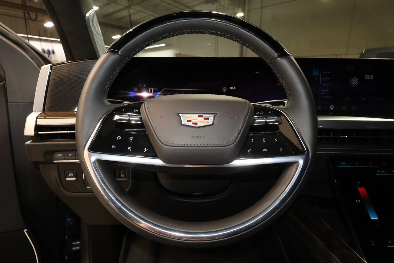 Used 2026 Argent Silver Metallic Cadillac Platinum Sport image 10
