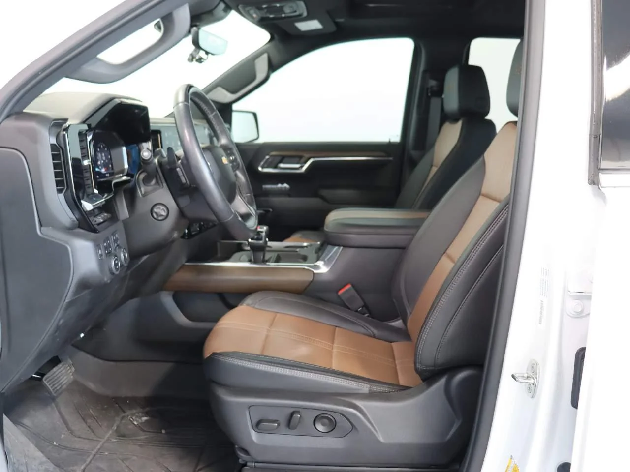 2024 Chevrolet Silverado 1500 High Country - Photo 8