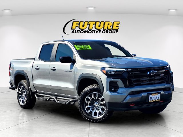 Used 2026 Gray Chevrolet Z71 image 1