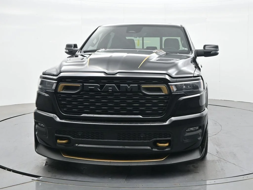 New 2026 Diamond Black Crystal Pearl-Coat Exterior Paint RAM Big Horn image 2
