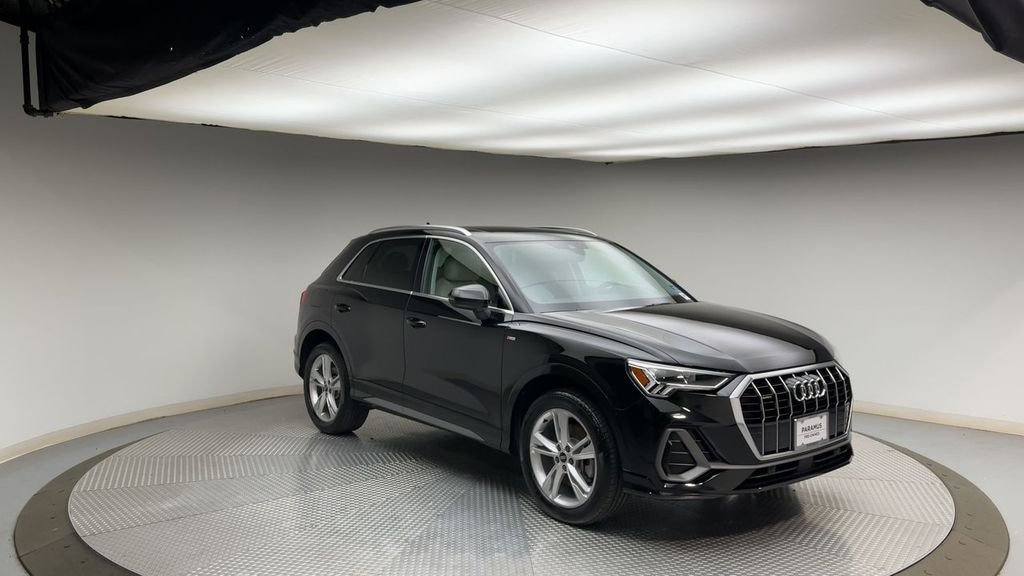 Used 2021 Black Metallic Audi Premium Plus image 8