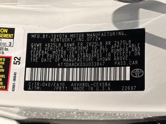 Used 2025 White Toyota SE image 19