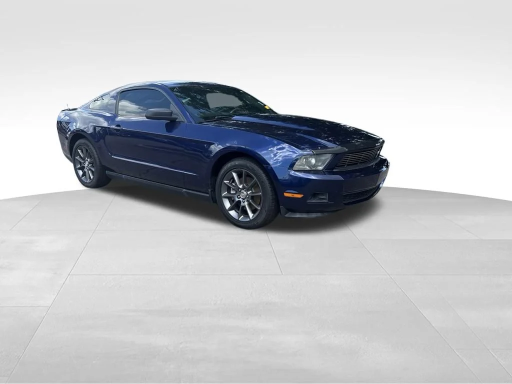 Used 2011 Blue Ford V6 Premium image 9
