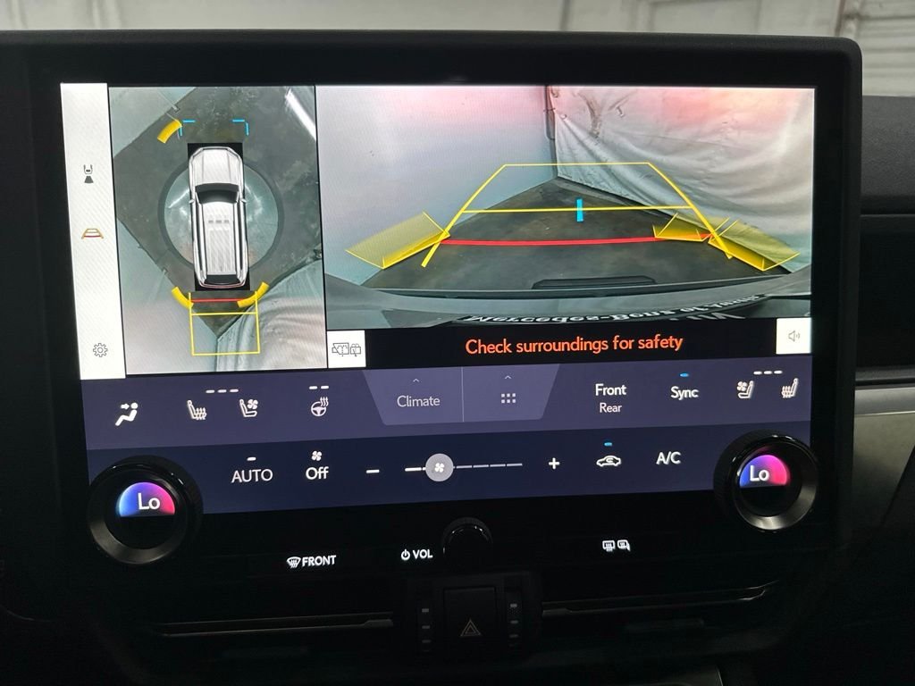 Used 2024  Lexus 550 Luxury+ image 20