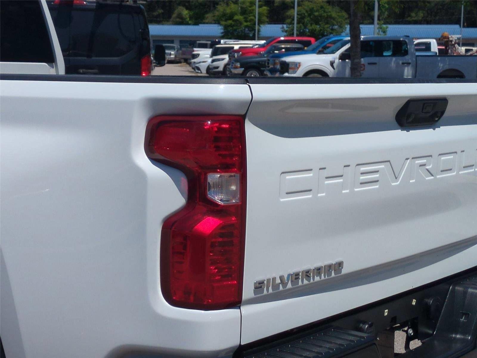 Used 2023 Summit White Chevrolet Work Truck image 12