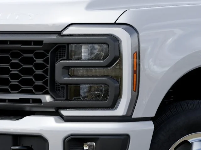 New 2027 Oxford White Ford XL image 40