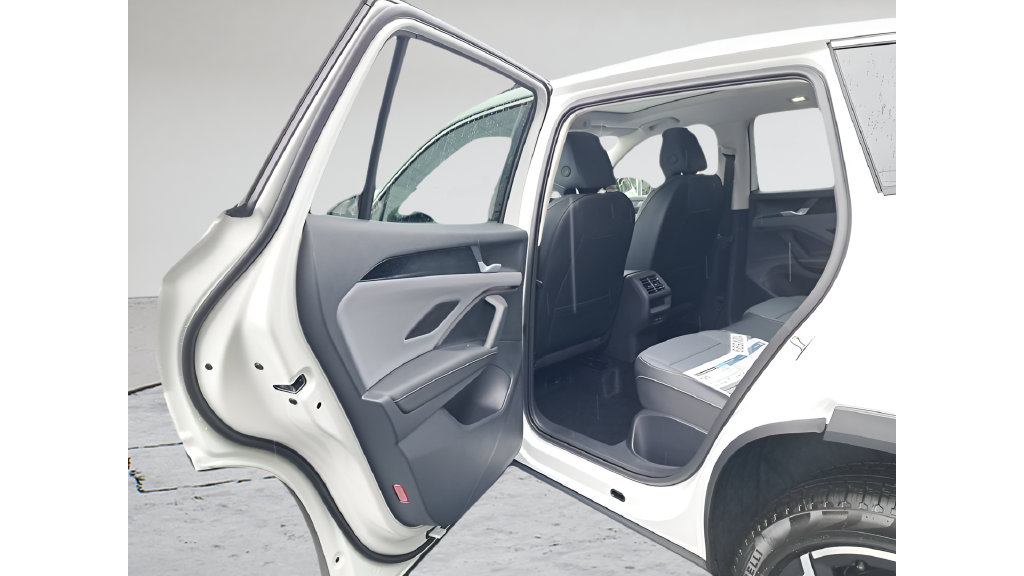 New 2025 White/off-white Volkswagen 2.0T SE image 20