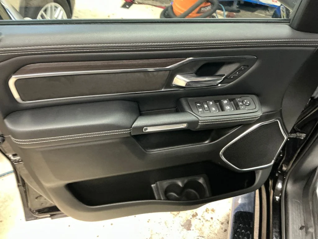 Certified Used 2025 Black Ram Laramie image 15