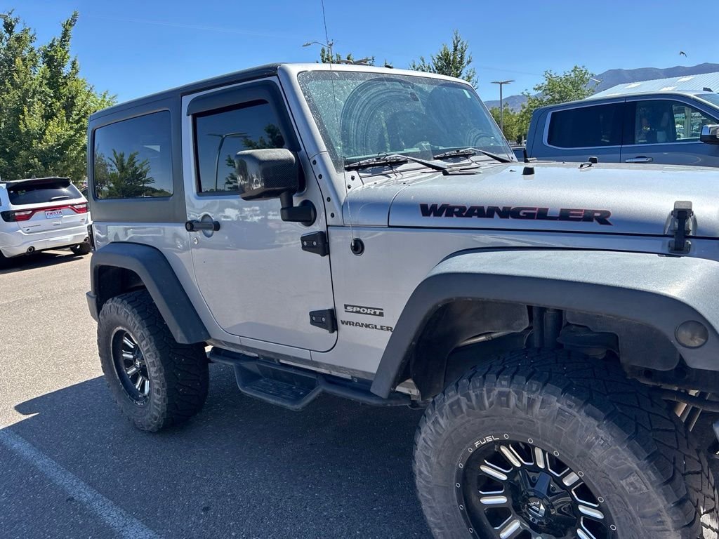 Used 2014 Gray Jeep Sport image 10