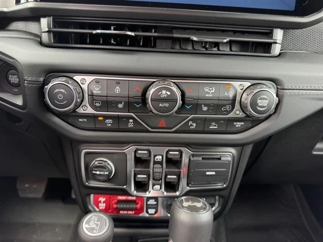 New 2026 Reign Exterior Paint Jeep Moab 392 image 15