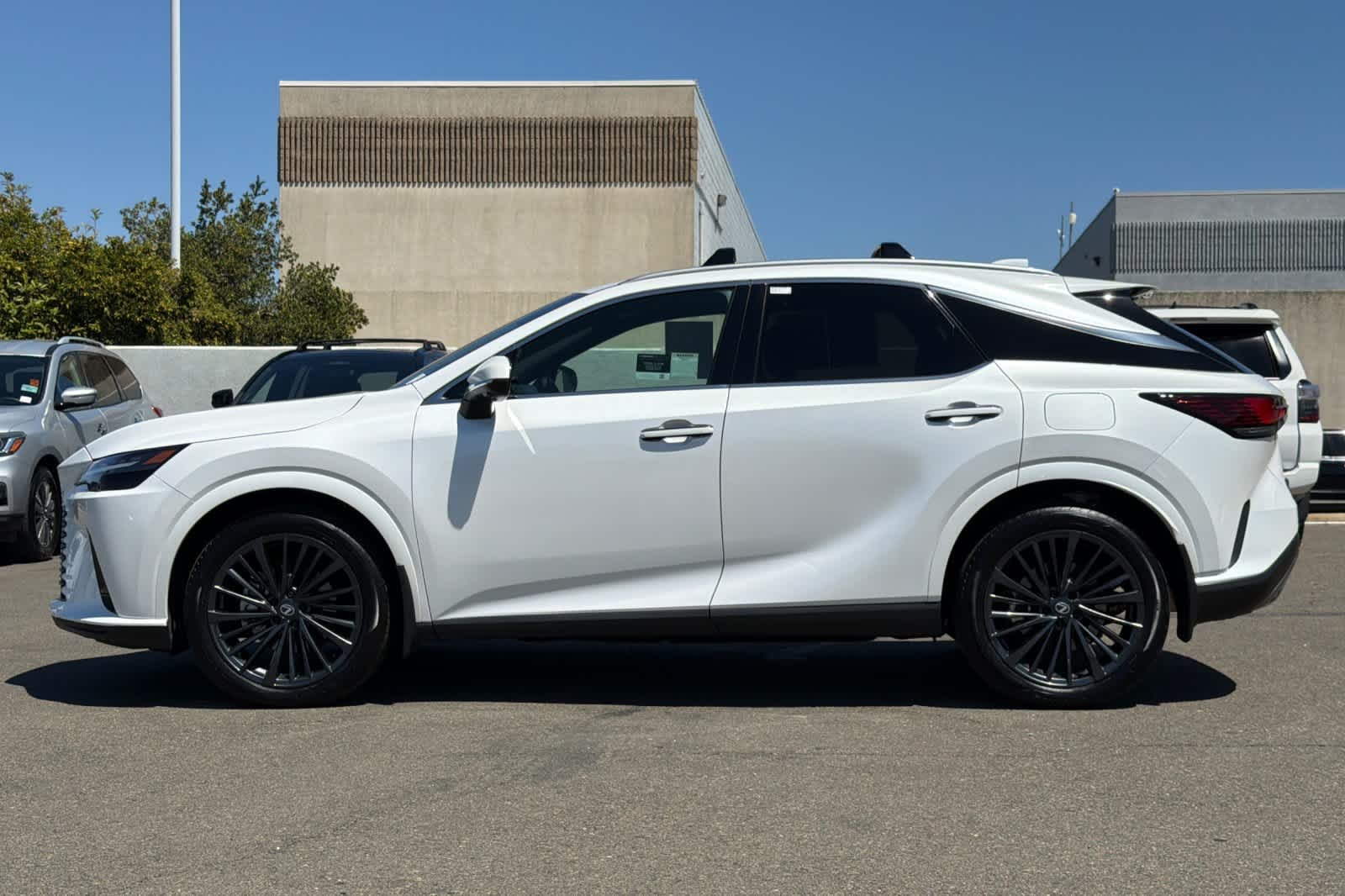 2026 Lexus RX Hybrid 350h - Photo 9