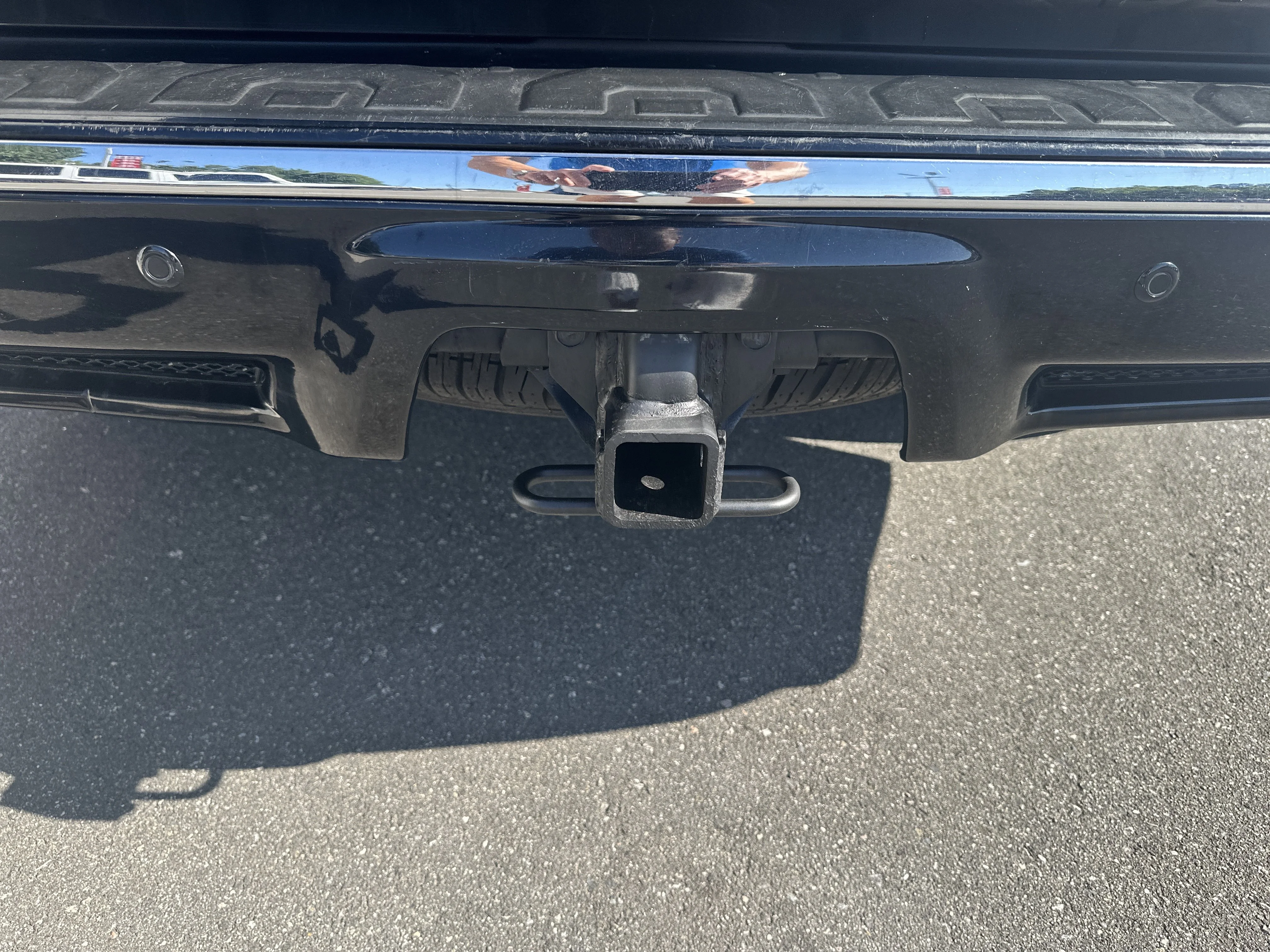 Used 2016 Midnight Black Metallic Toyota Limited image 27