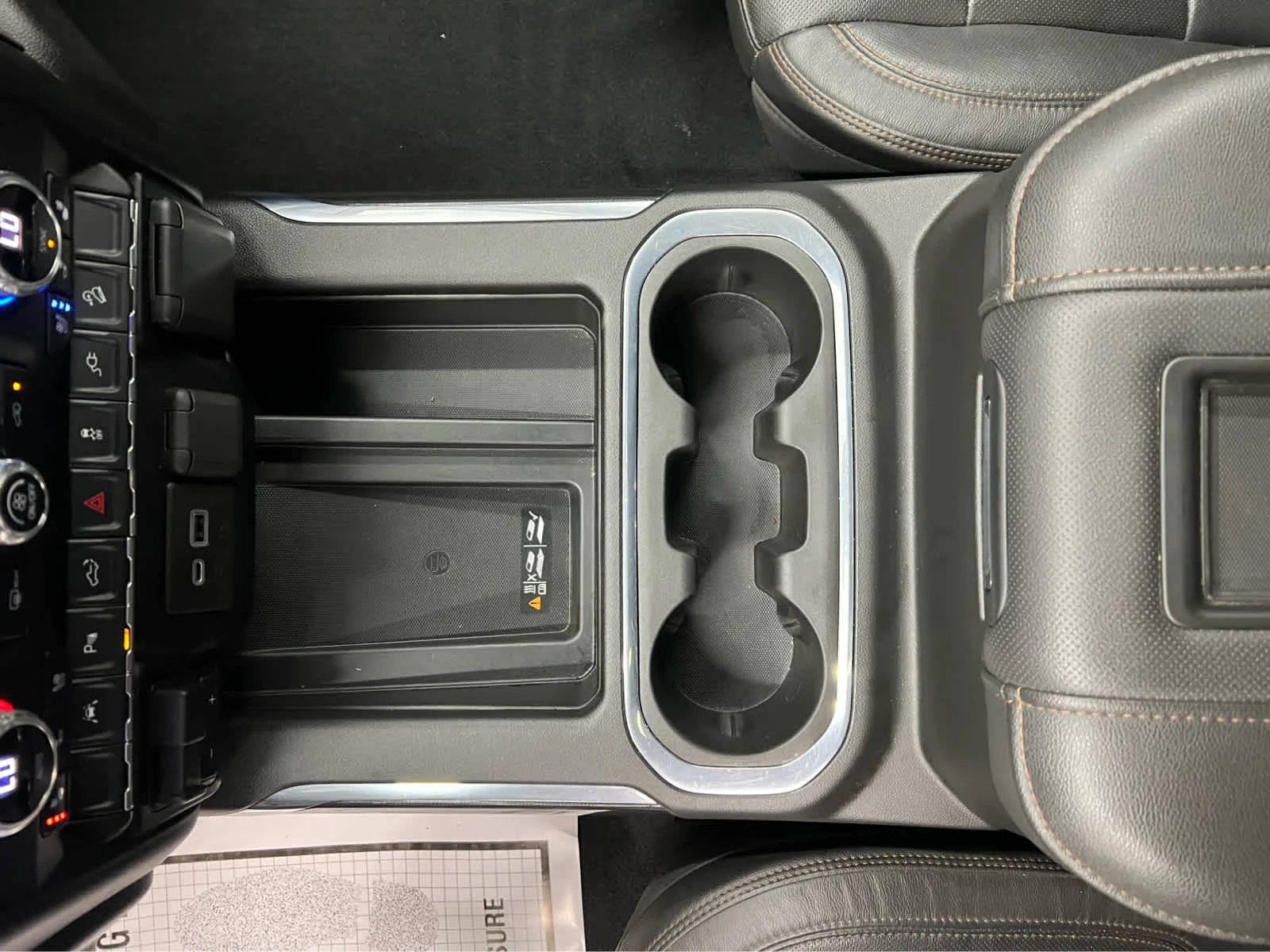 Used 2021 Dark Sky Metallic GMC AT4 image 25