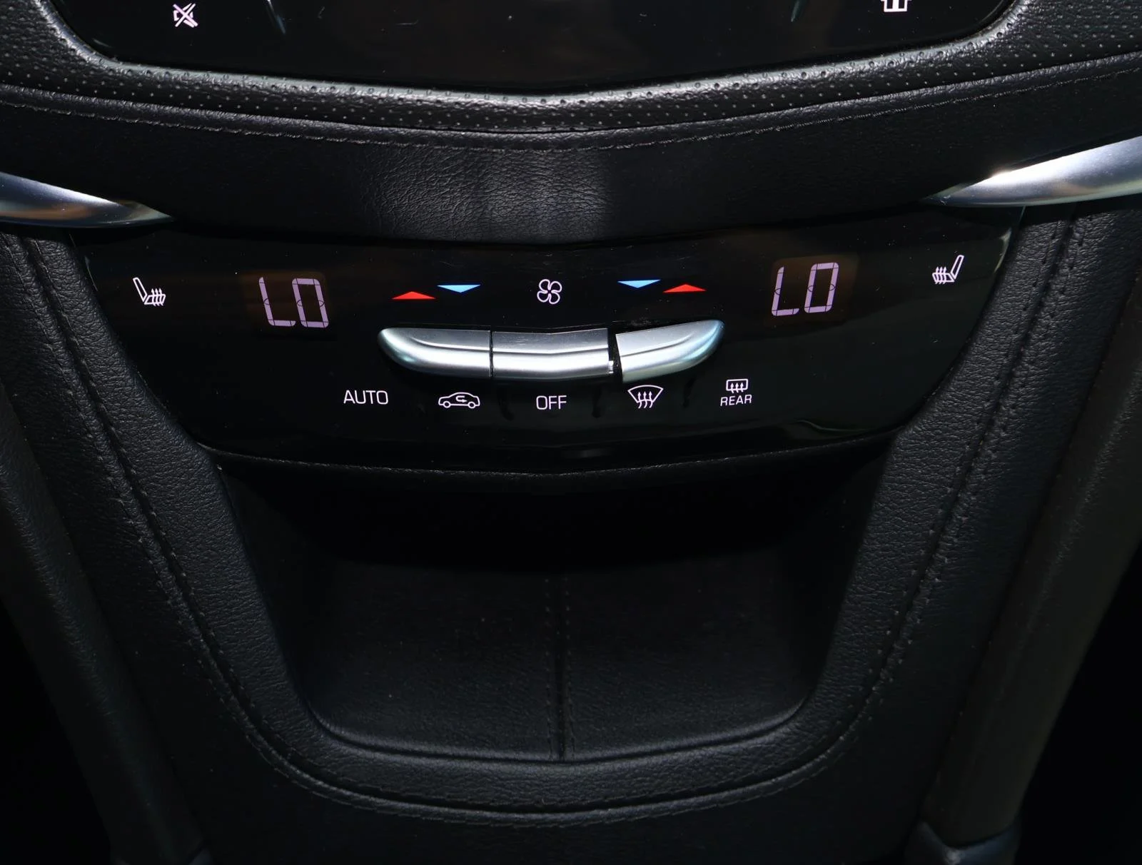 2023 Cadillac XT5 Sport - Photo 31
