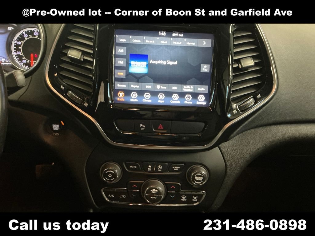 Used 2020 White Jeep Limited image 19